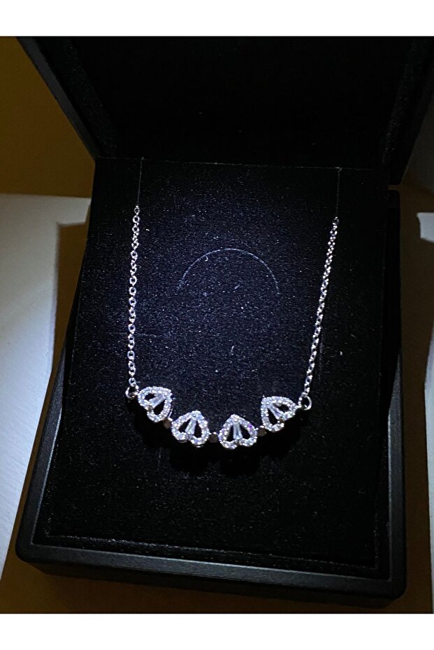 Işıklı kutuda çelik yonca kolye - 2