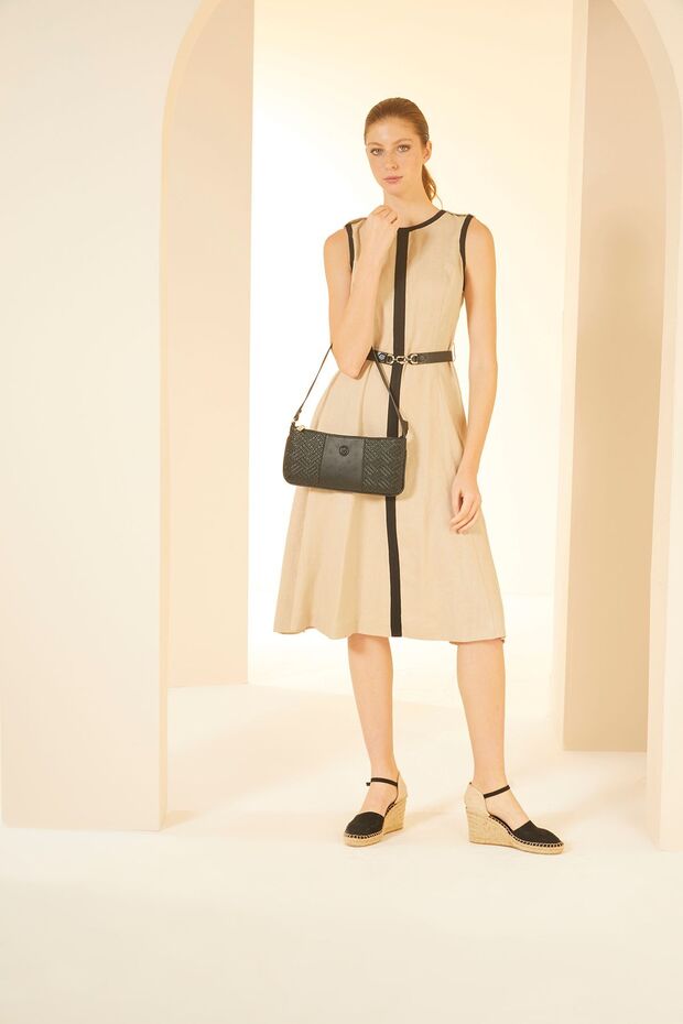Women's Black Shoulder Bag 05PO24Y1821