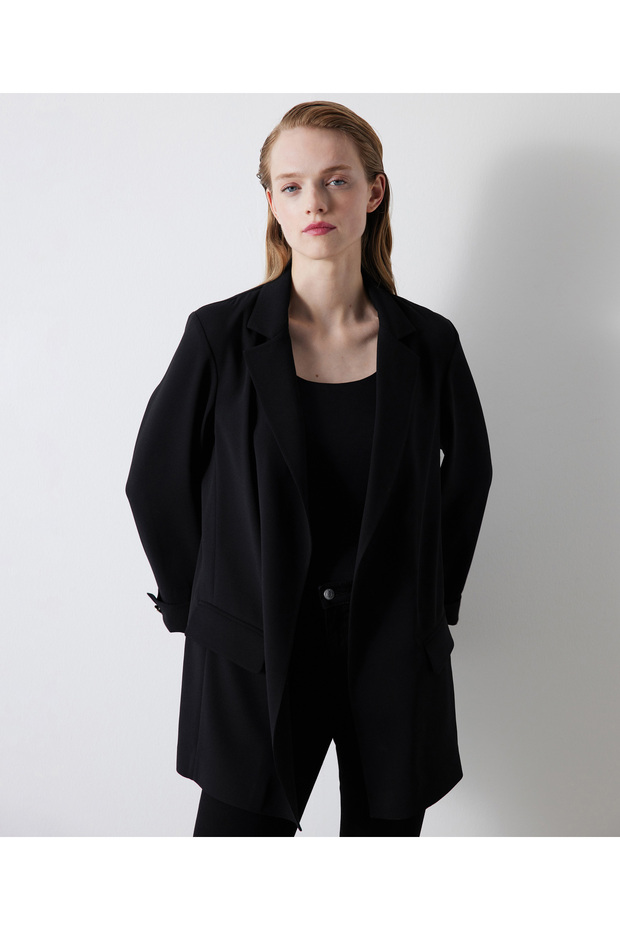 سترة سوداء منسوجة - 5