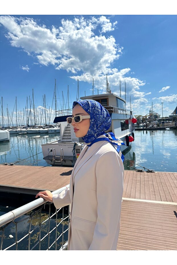 Paris Model Saks - 3