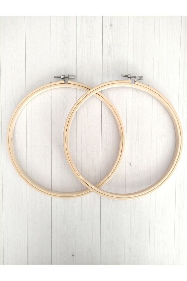 21 cm Wooden Screw Pulley Set of 2; Etamine, Punch, Embroidery Pulley