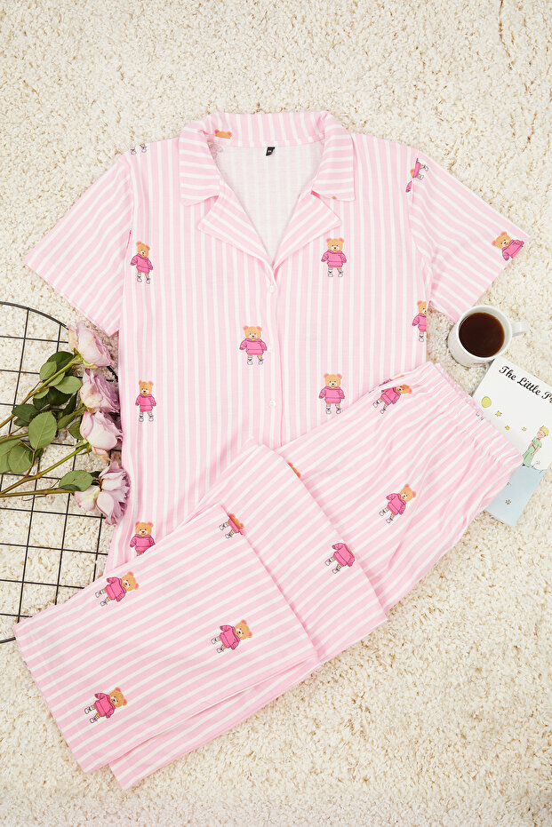 Pembe Çizgili Ayıcık Desenli Gömlek Yaka Örme Pijama Takımı TBBAW25AI00039 - 3