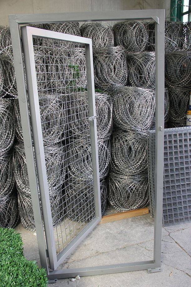 Bahçe Kapısı Tel Kapı 5x5 Göz Aralıklı (200 CM YÜKSEKLİK 100 CM ENİ) - 5