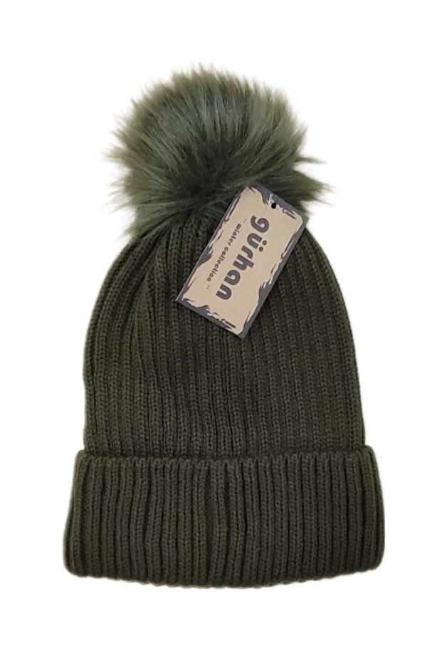 Women's Knitwear Knitted Beanie with Luxurious Plush Pompom