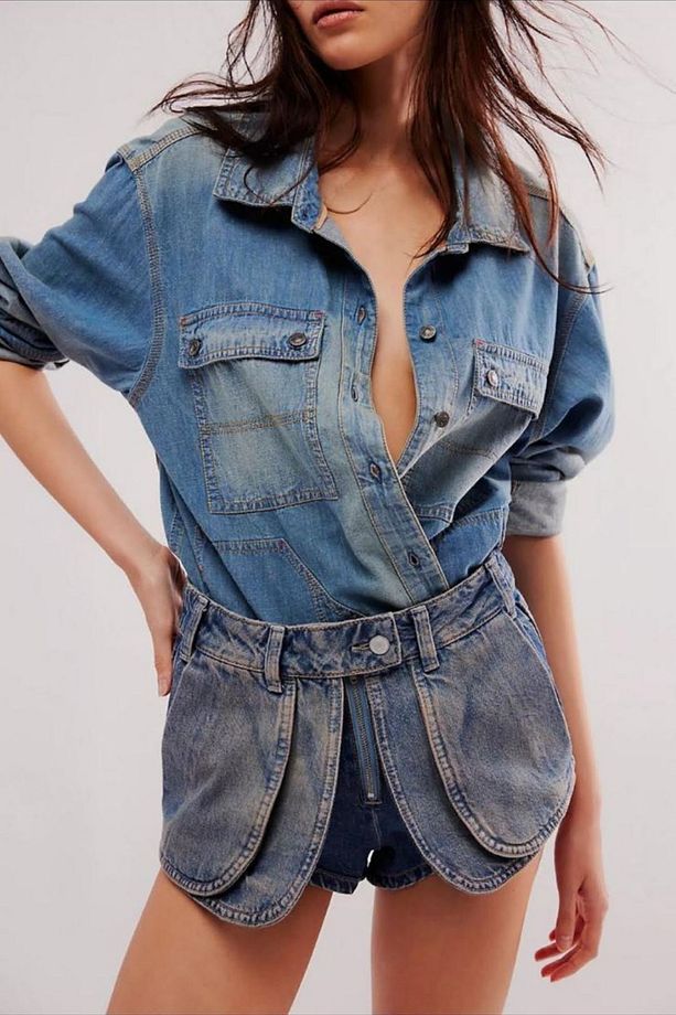 Kadın Mavi Cep Detaylı Mini Jean Şort Kot Denim Şort - 1