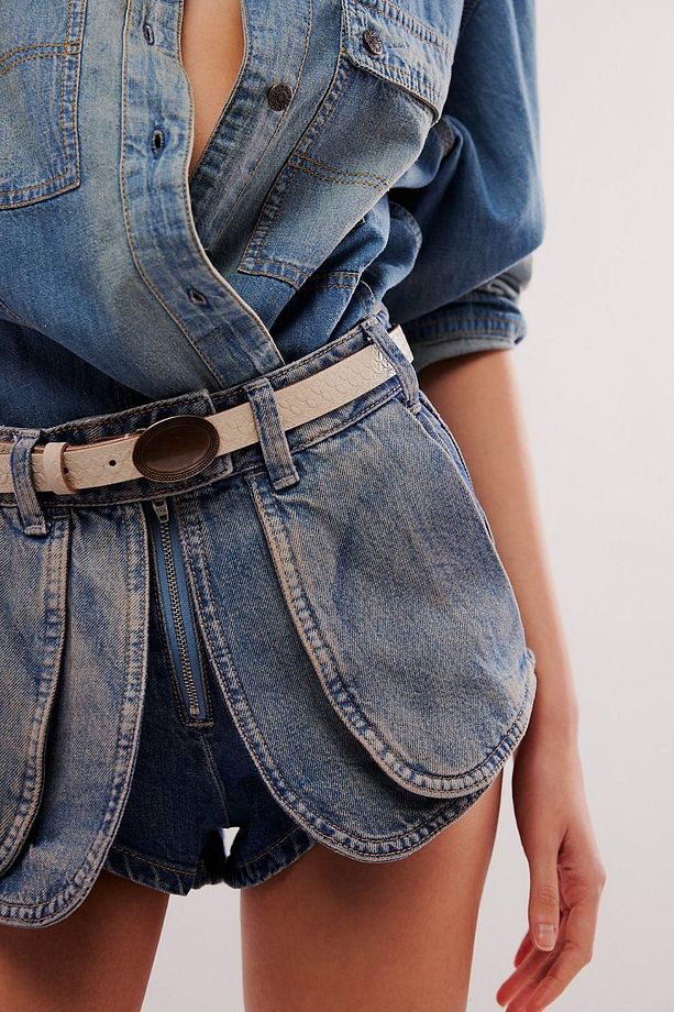 Kadın Mavi Cep Detaylı Mini Jean Şort Kot Denim Şort - 5