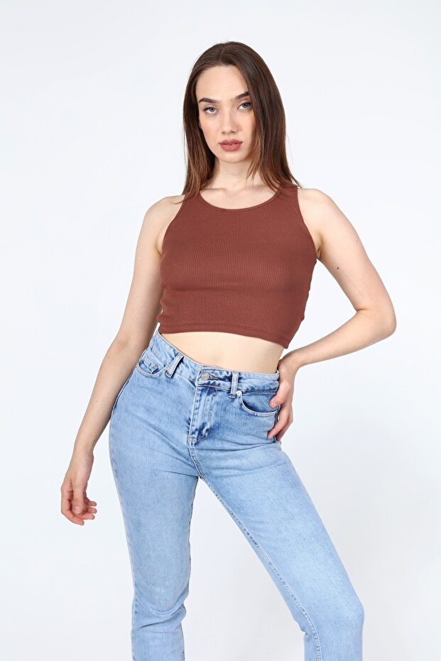 بلوزة قصيرة باللون البني رامبو - 2