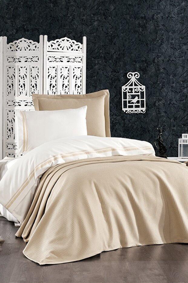 Bella Beige Single Duvet Cover Set with 5-Piece Cotton, Pique Bedspread