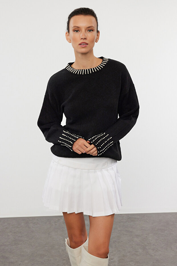 Soft Textured Black Knitwear Sweater - Stone Embroidered TWOAW25KZ00147