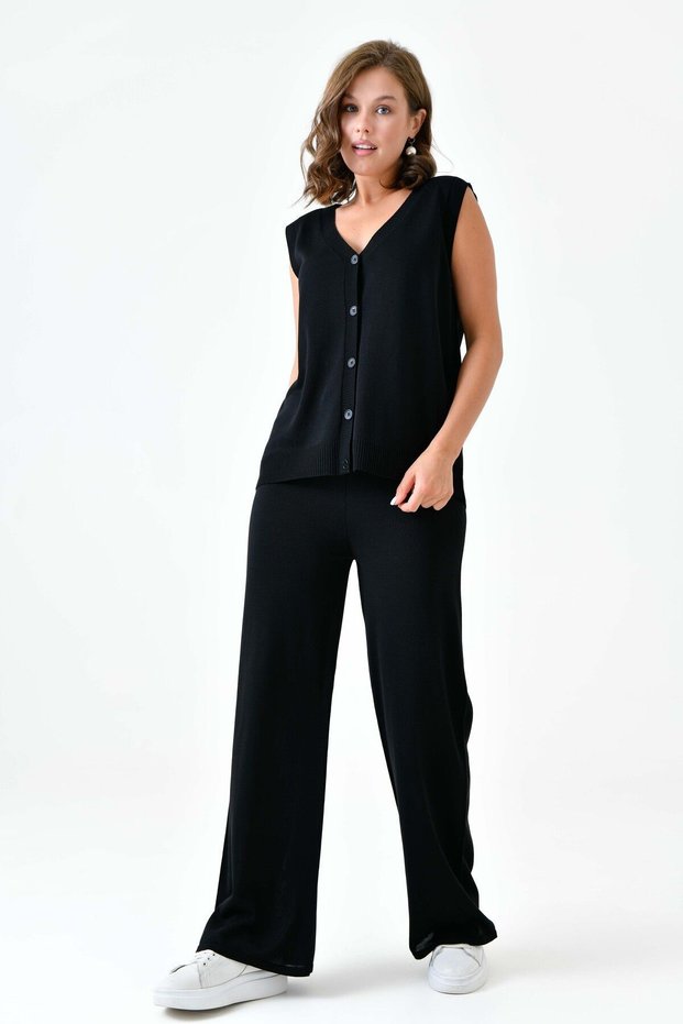 Women's V-Neck Sleeveless Buttoned Vest & High Waist Wide Leg Knitwear Trousers Black Knitwear Suit 103