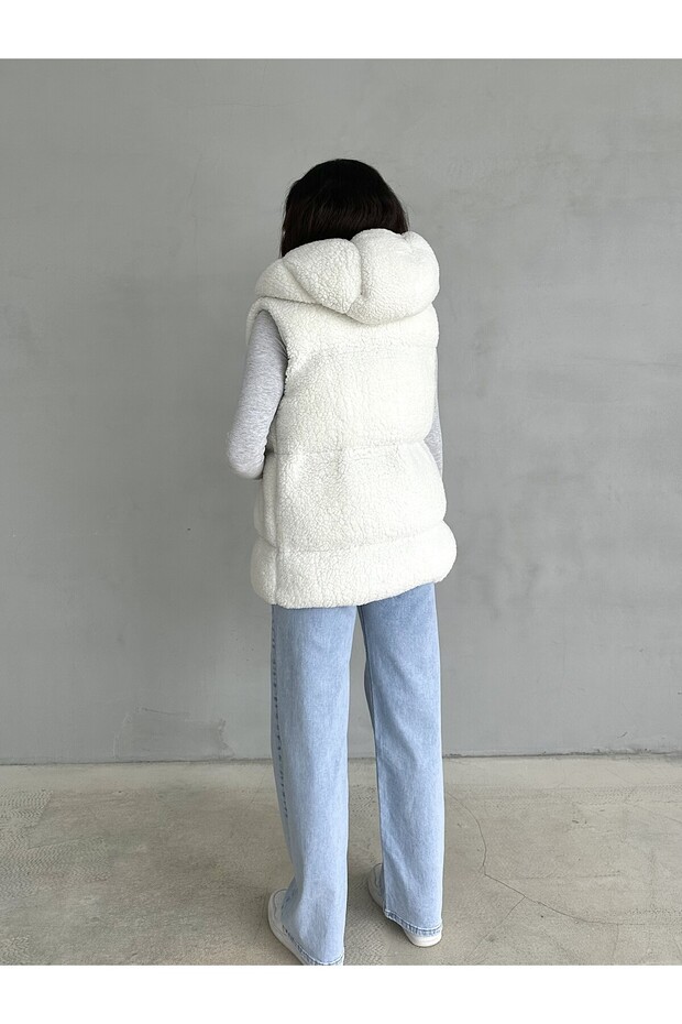 سترة تيدي قابلة للنفخ - تصميم منقوش من القطيفة - 7