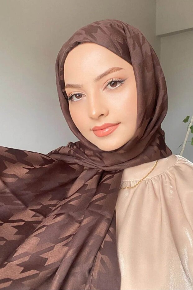 شال جاكار حريري بنمط مخالب الغراب باللون البني - شال فستان السهرة 180x70 Jkr24147