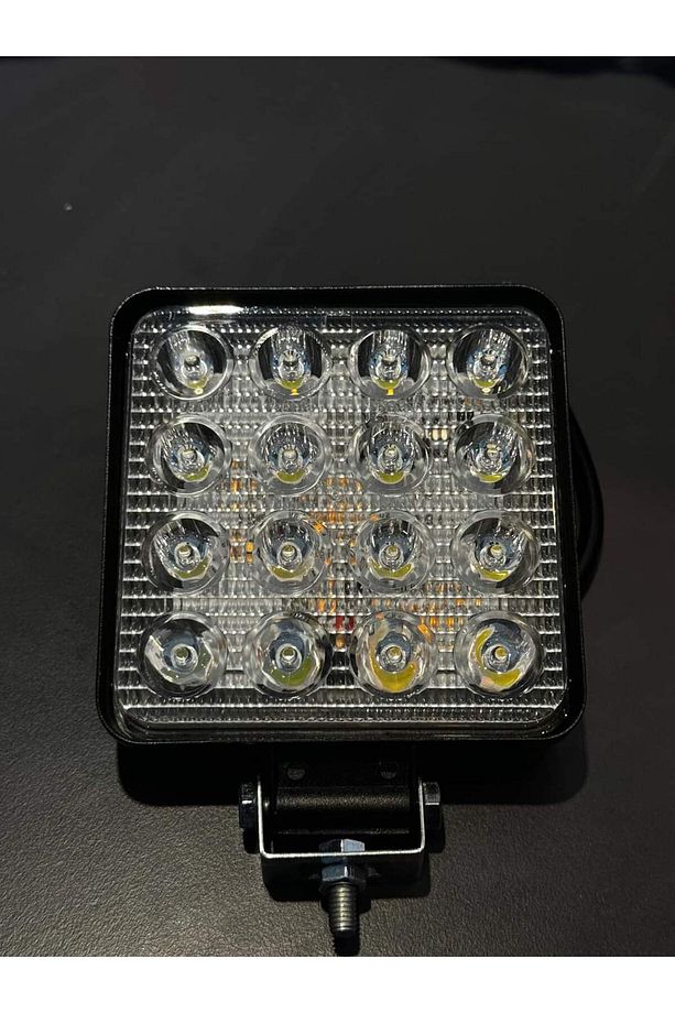16 LED'li 12 Volt Çalışma lambası projektör. 4x4 SUV, TIR, TRAKTÖR - 1