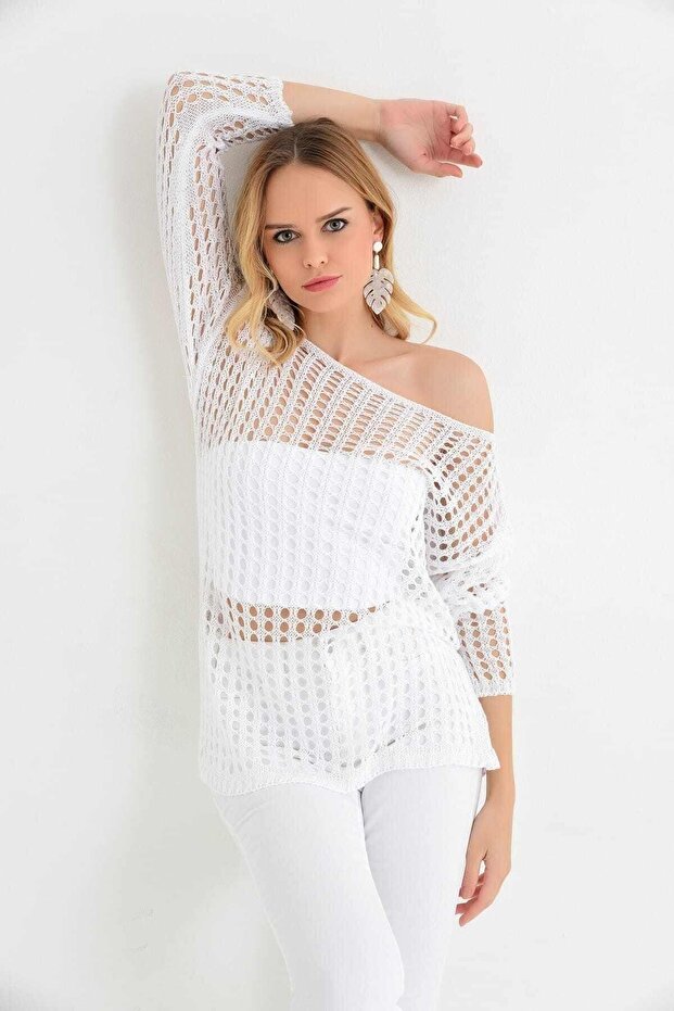 Kadın Beyaz Delikli Triko Bluz - 1
