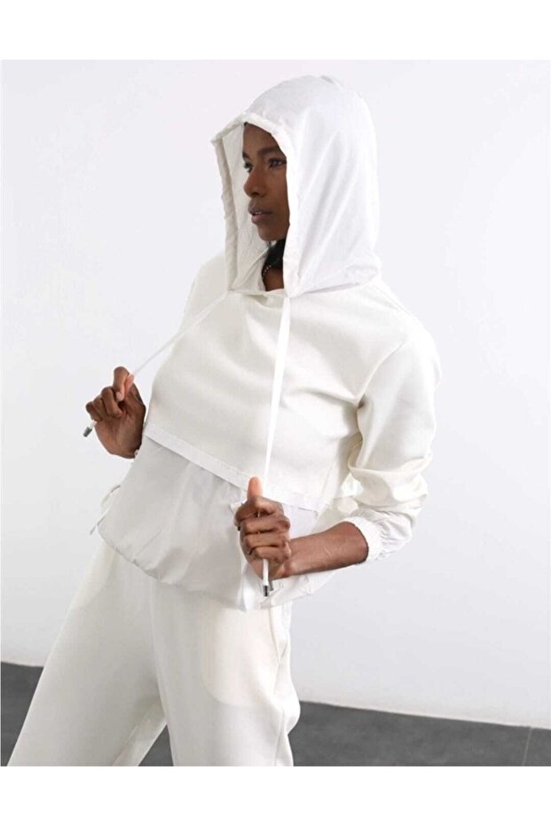 طقم بدلة رياضية مزين بالمظلة - 4