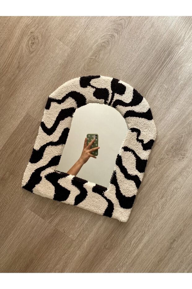 Punch Rug Mirror/ayna - 1