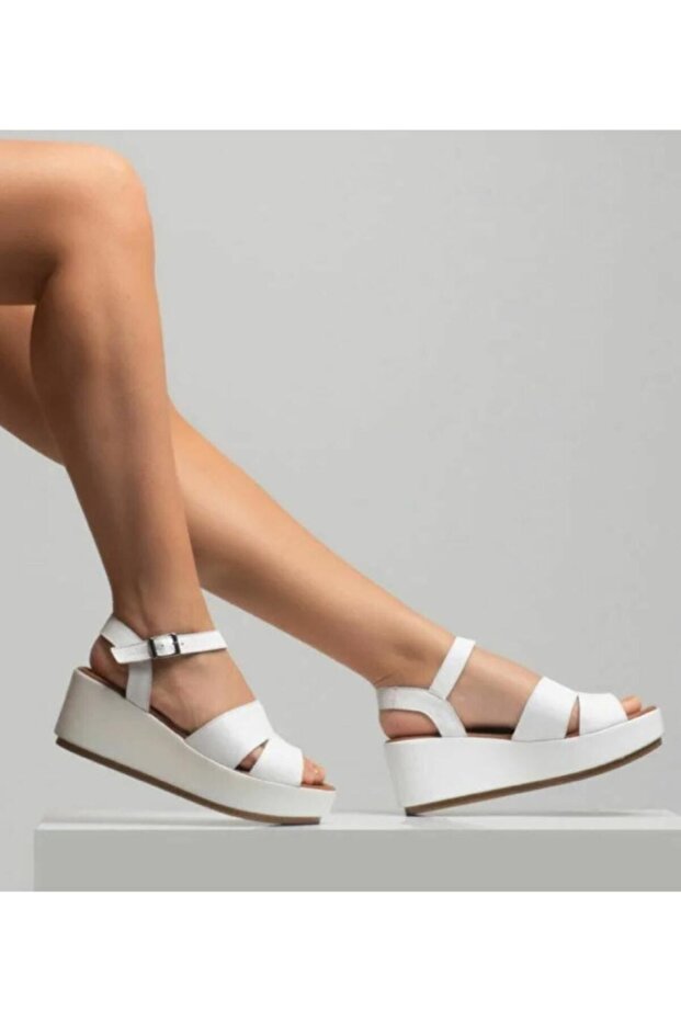 Dolgu Topuk Sandalet - 1