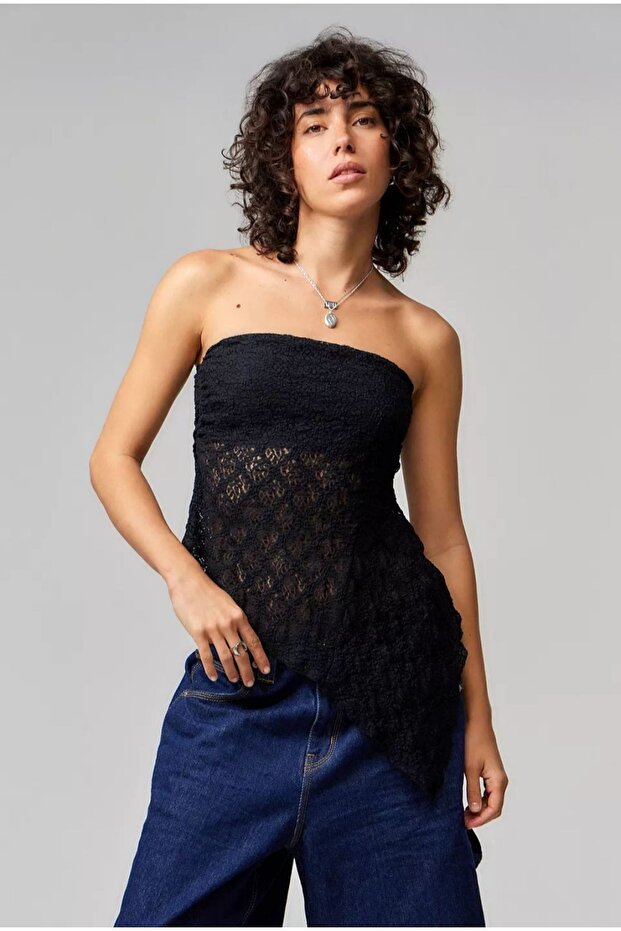 Asymmetric Lace Front Without Straps