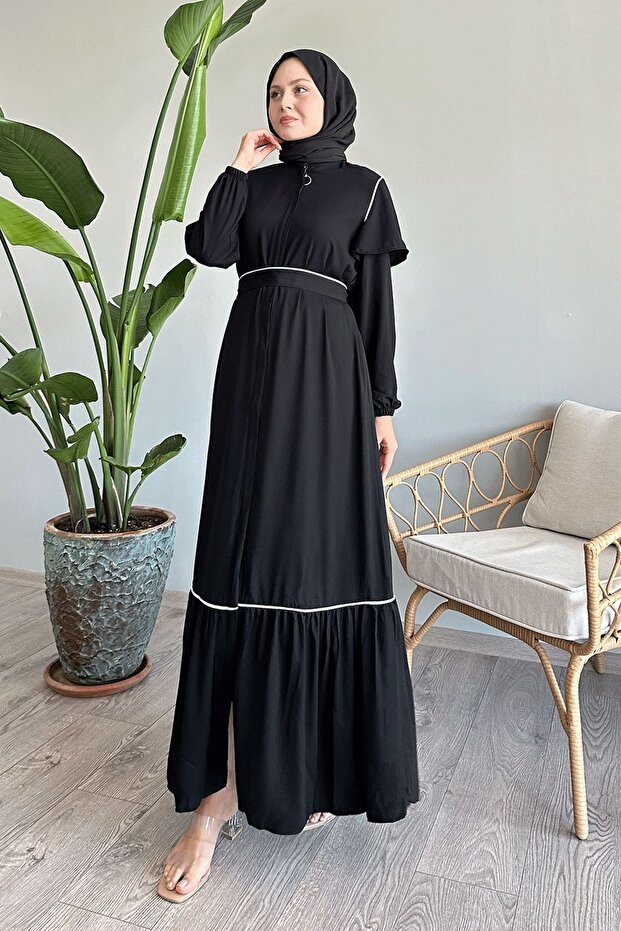 Black Ferace with Sleeve Fold Detail