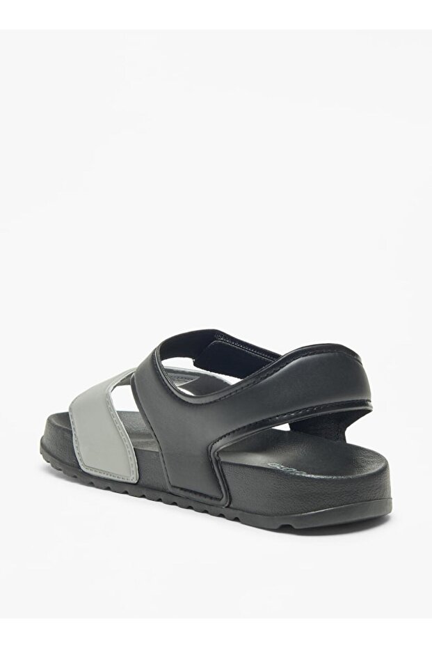 Boys' Colourblock Floaters with Hook and Loop Closure - 3