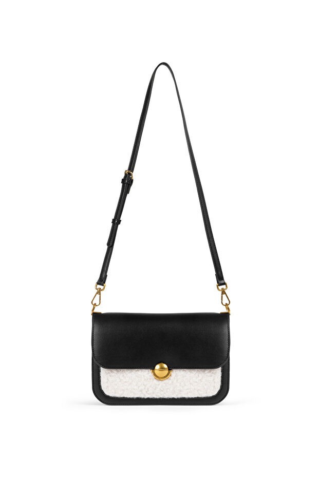 Colorblock bag with faux fur