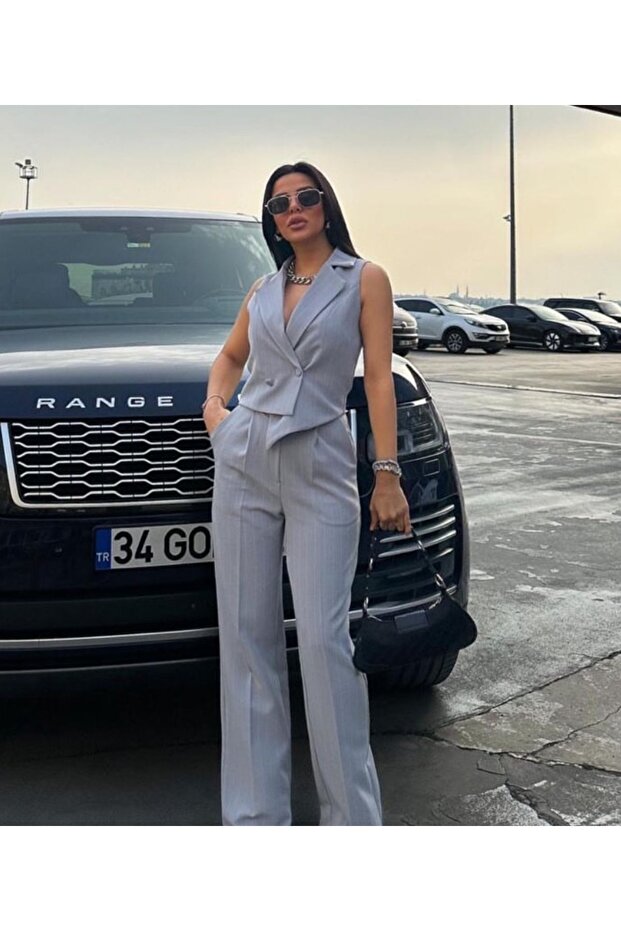 Szürke csíkos design női mellény és nadrág szett - 2