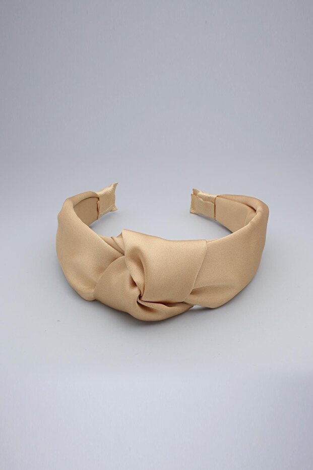 تاج بلون الجمل - 1