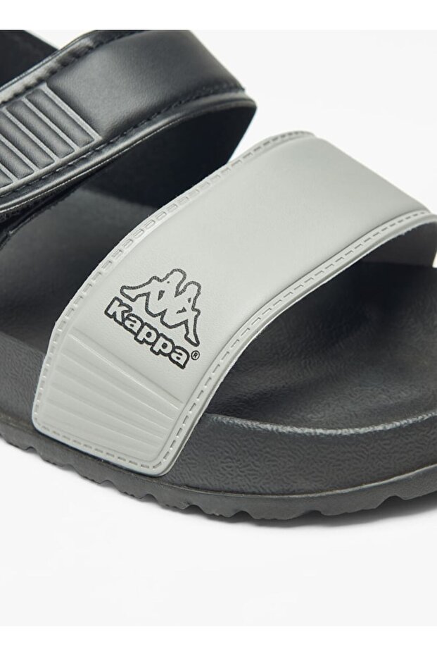 Boys' Colourblock Floaters with Hook and Loop Closure - 5