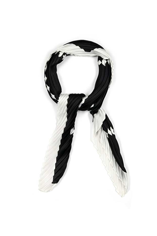 وشاح بألوان متباينة - 4