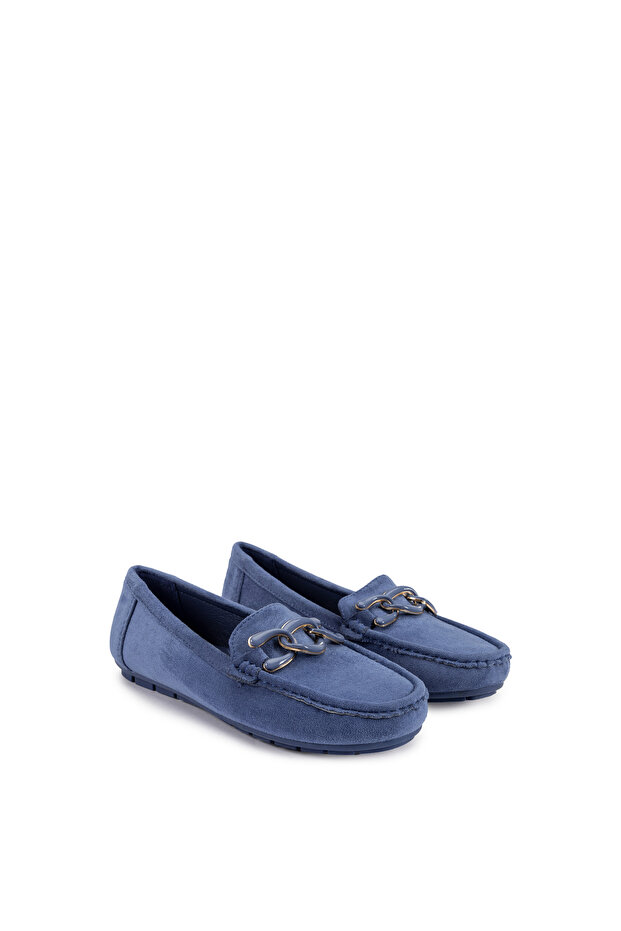 Metal buckle loafer