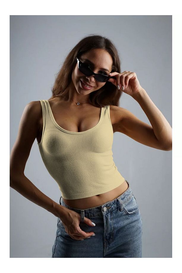 Marsala Model Sıkılaştırıcı Biker Crop Örme Ve Seamless Model Ekru Renk - 5