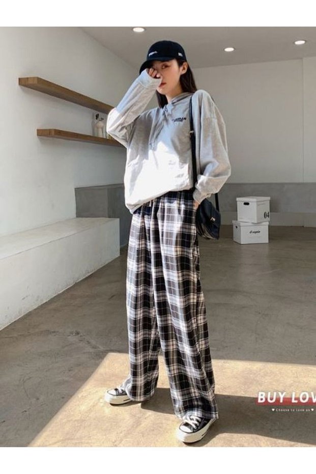 Harajuku Black And White Plaid Pants Summer Casual Wide Leg Korean Fashion Loose Straight Sweatpants Y2k Bottoms
