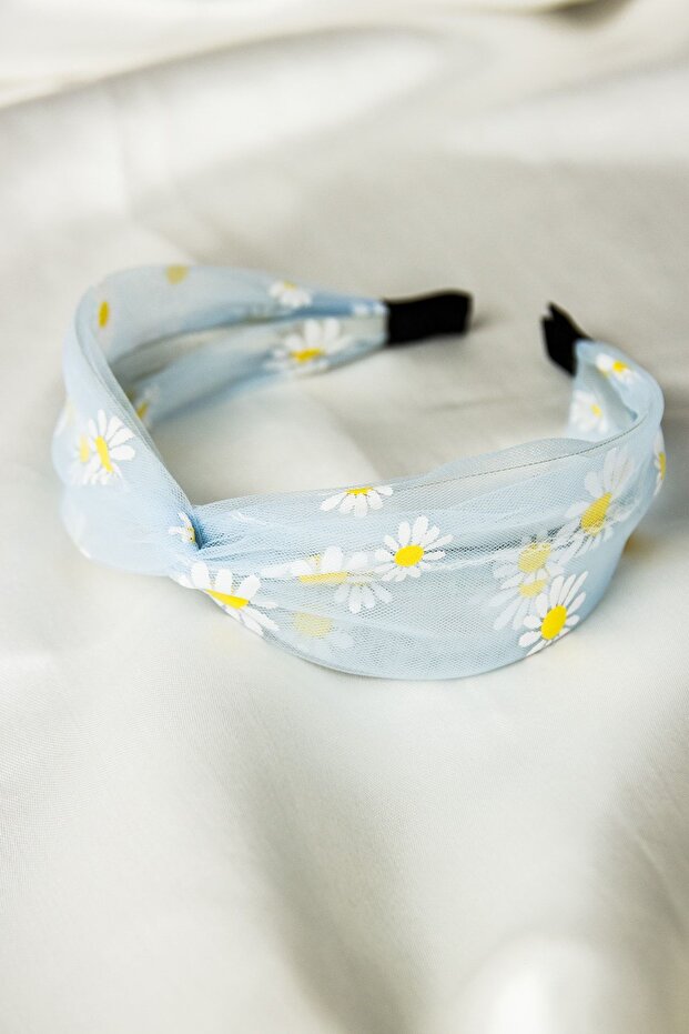 Papatya Işlemeli Tül Taç - 1