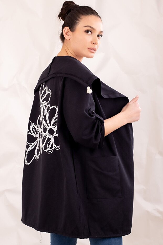 Women's Black Back Floral Printed Seasonal Jacket ARM-20K024030