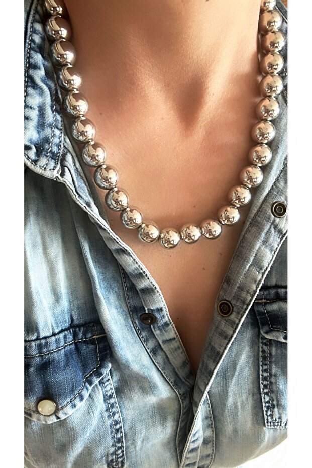 Silver Pearl Necklace