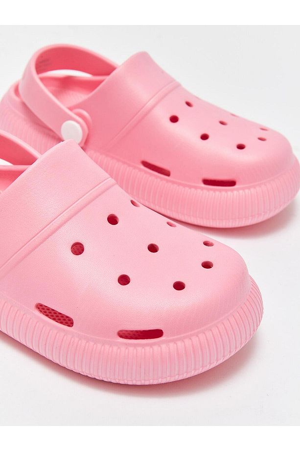 LCW STEPS Delikli Görünümlü Kız Çocuk Sandalet - 3