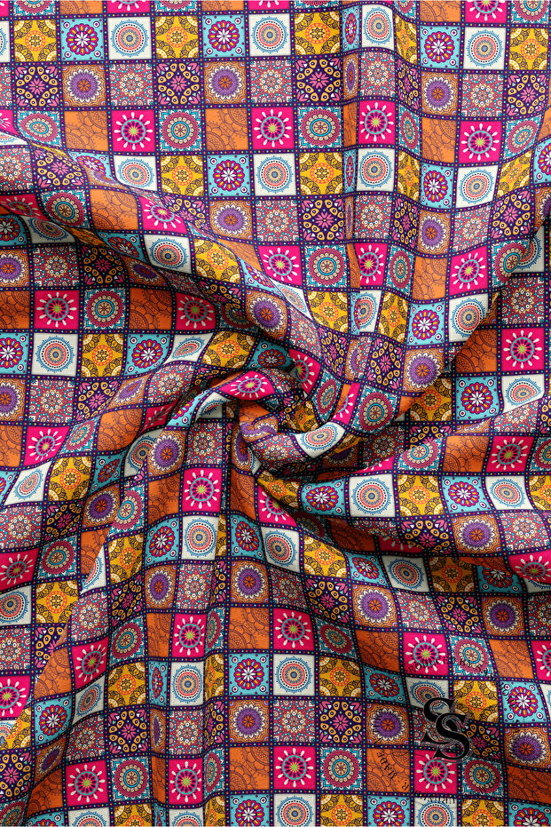 عداء رقمي مطبوع بنمط ماندالا مرقع - 3