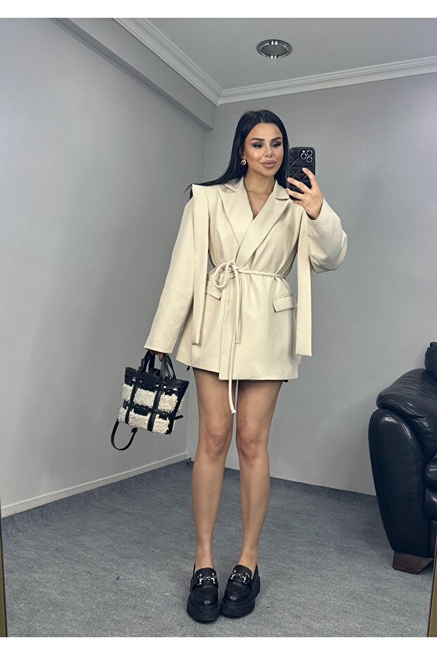 Jachetă oversize cu cravată - 3