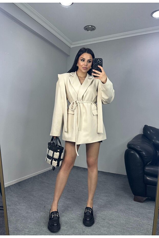 Jachetă oversize cu cravată - 1