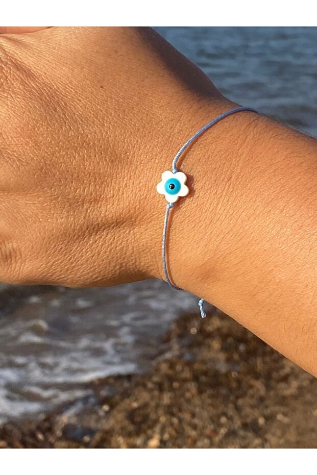 Daisy Mother of Pearl Evil Eye Beads and Blue Thread Bracelet