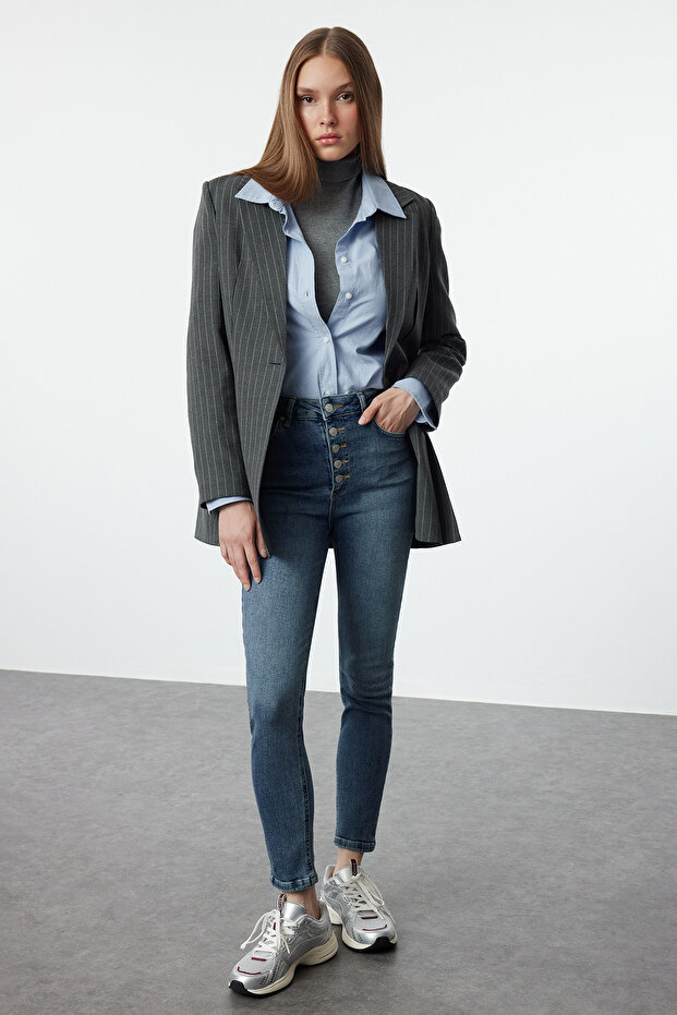 Sötétkék elöl gombos, magas derekú, rugalmas skinny farmernadrág TWOSS23JE00077 - 1