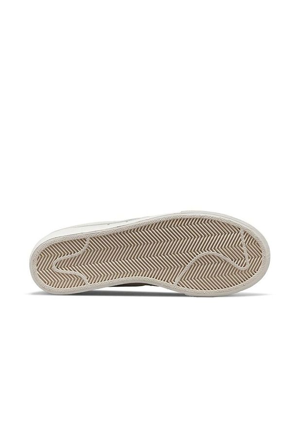 Blazer Low Platform Beyaz  Kadın Ayakkabısı - 7