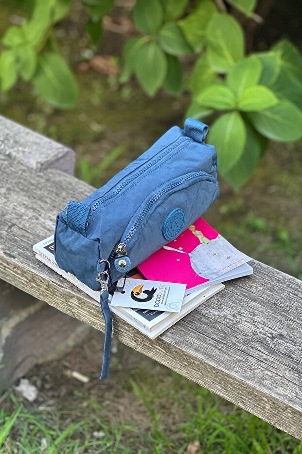 Crinkle Fabric Pencil Case / Makeup Bag