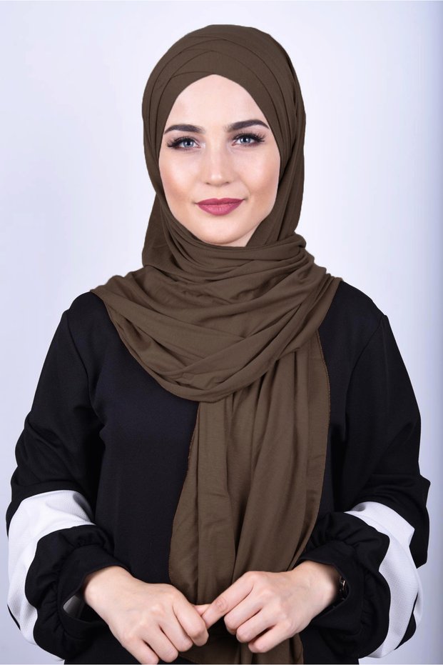 Modeled Ready Brown Combed Shawl - 3 Stripes