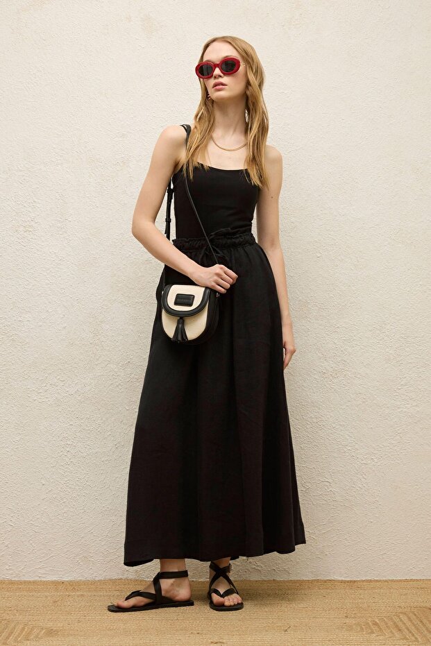 Czarna lniana spódnica - luźny krój - 1