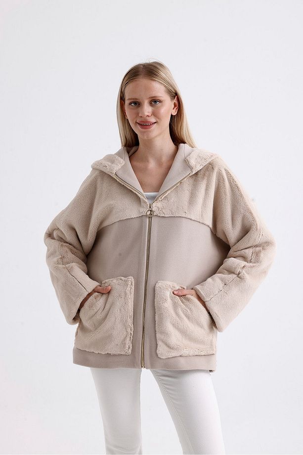 Kadın Bej Oversize Kapüşonlu Reglan Kol Mont - 3