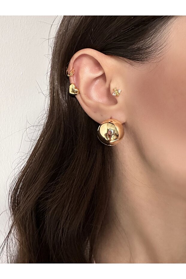 الأقراط الكبيرة النموذجية الأعلى - 1