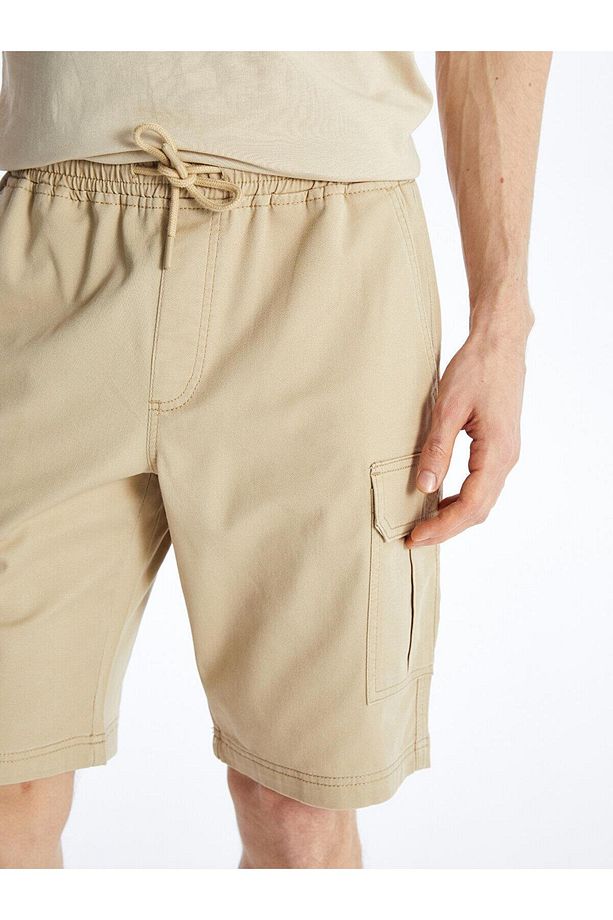 LCW Casual Standart Kalıp Gabardin Erkek Bermuda Şort - 3