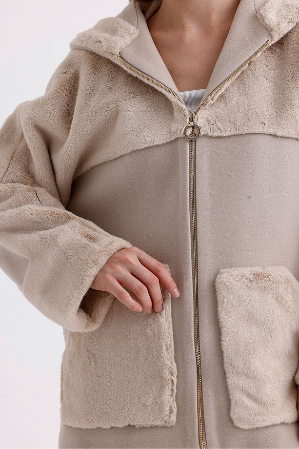 Kadın Bej Oversize Kapüşonlu Reglan Kol Mont - 5