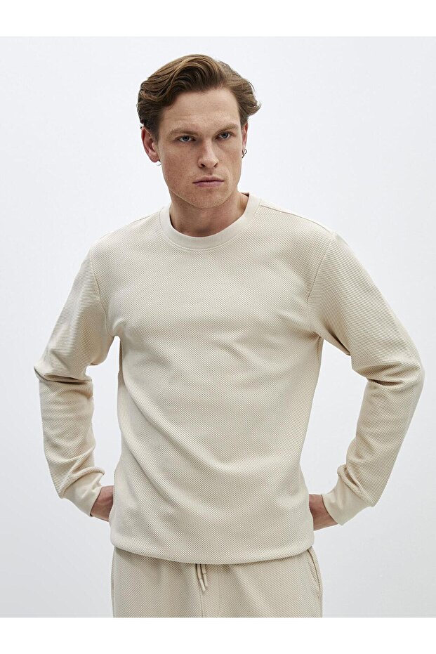 LCW Casual Bisiklet Yaka Uzun Kollu Erkek Sweatshirt - 1